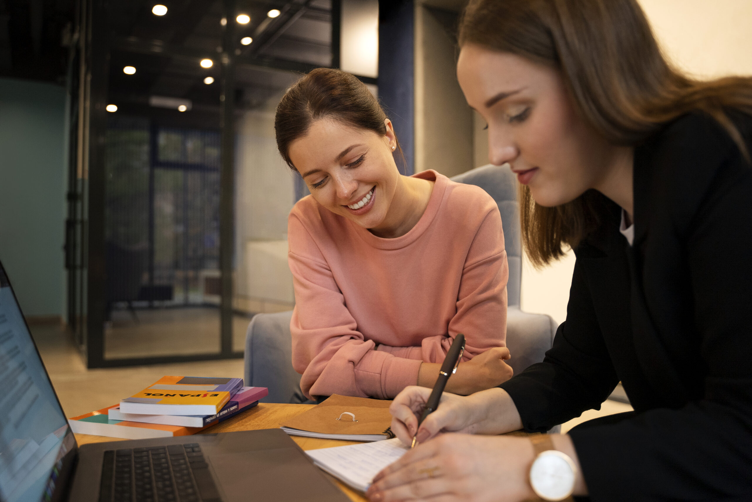 Portfolio Building Guidance for Creative & STEM Degrees – Best Educational Consultants in Dubai