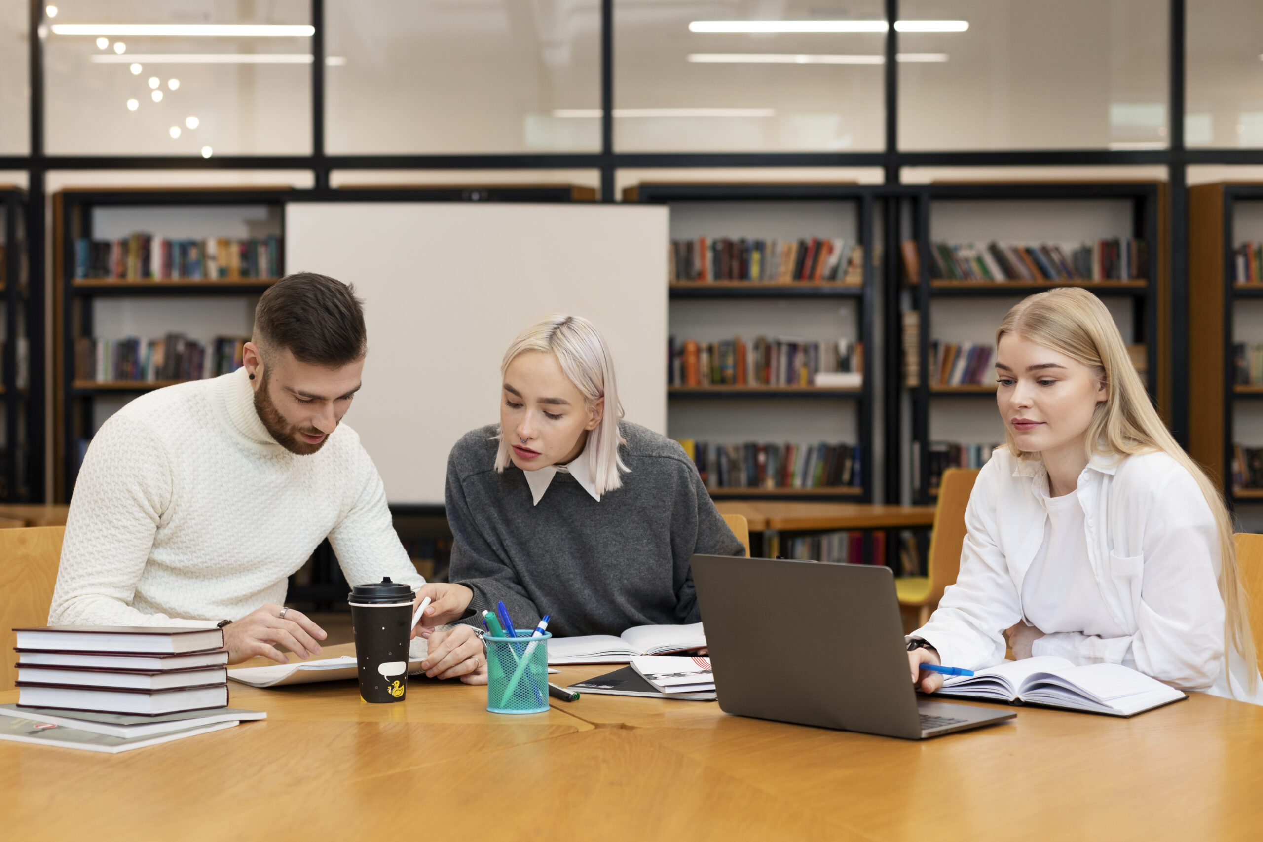 How Parents Can Support Without Over-Helping – Advice from the Best Educational Consultants in Dubai