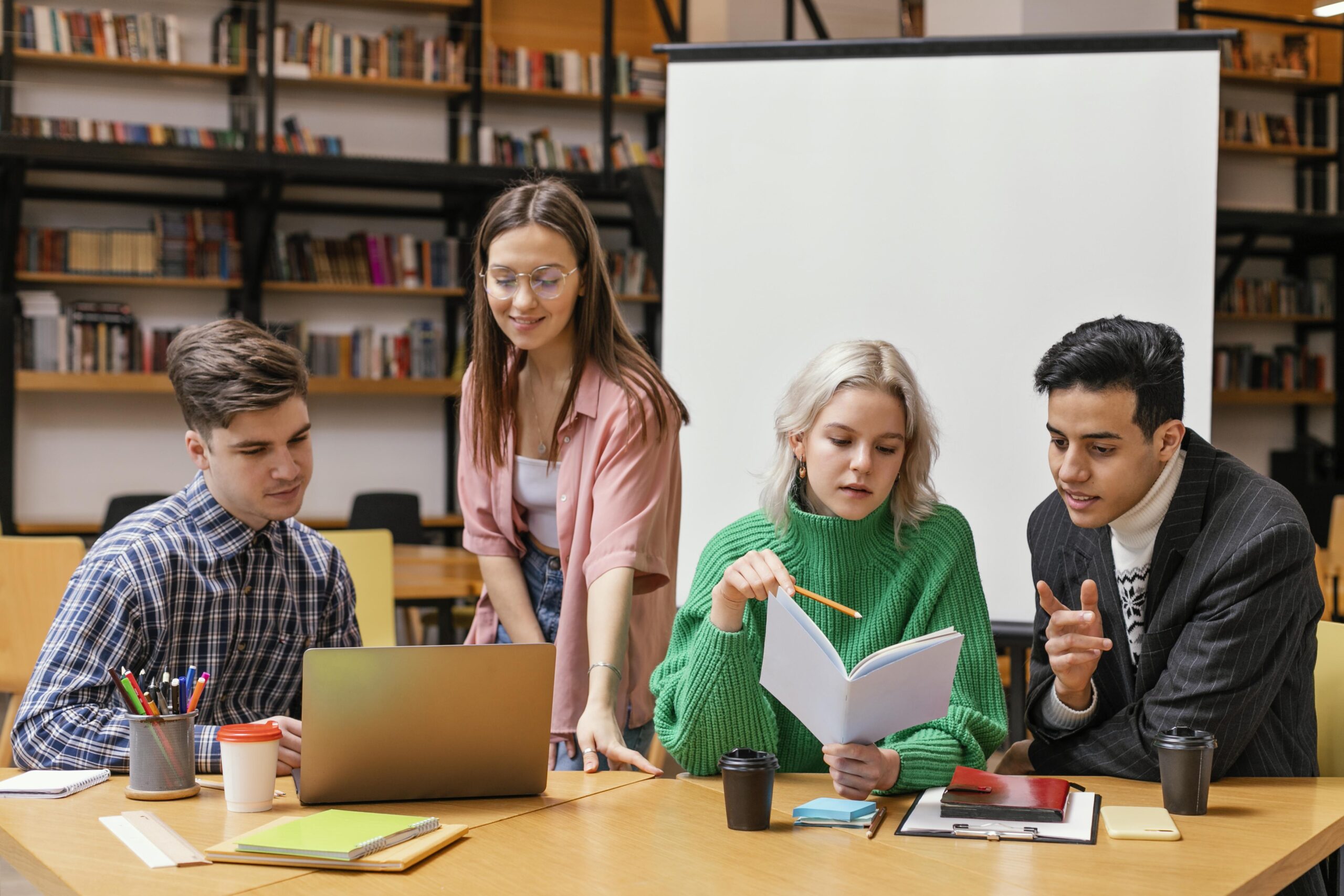 Planning the Perfect Extracurricular Strategy for UAE Students Applying Abroad with the Best Educational Consultants in Dubai